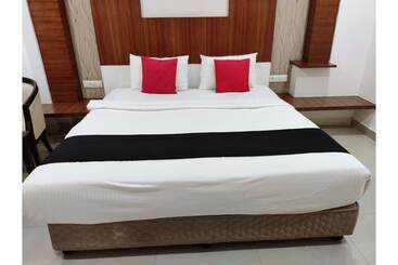 Hotel Capital O 44963 Landmark Residency