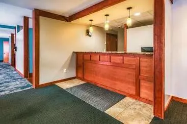 فندق Casco Bay Inn