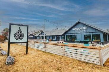 酒店 Casco Bay Inn