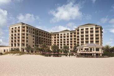 فندق Sandpearl Resort Private Beach