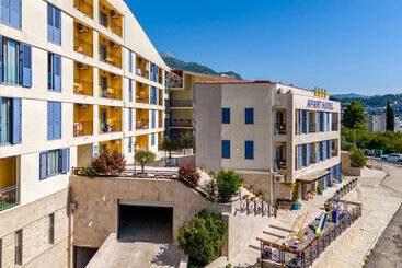 Apart Hotel Ms Katunjanin