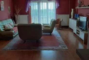 تختخواب و صبحانه Apartment Brcko Distrikt