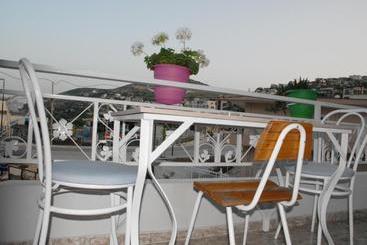 Pensió Villa Allkushi