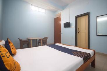 Hotel Spot On 39385 Venkatesh Palace