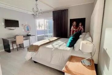 Bed and Breakfast Niche Guesthouse