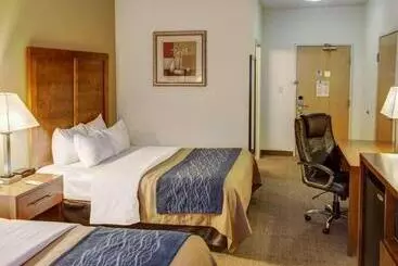 فندق Comfort Inn & Suites North Greenfield