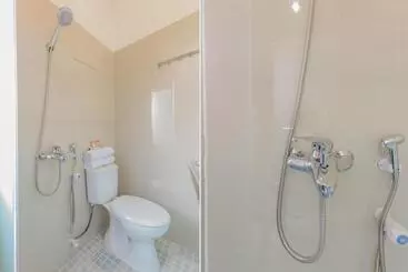 هتل Oyo 866 Idola Residence