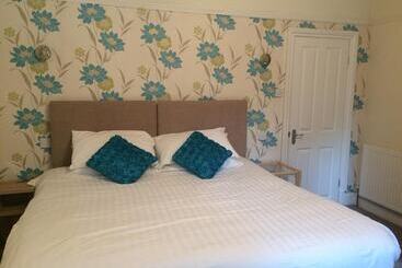 住宿加早餐 Claremont House Keswick