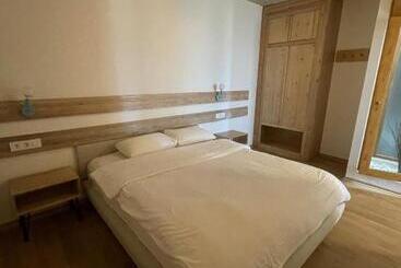 Bed and Breakfast Datça Vineyard Guesthouse