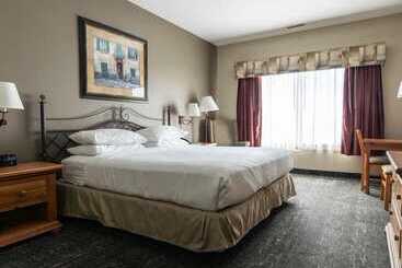 호텔 Crossings By Grandstay Inn And Suites