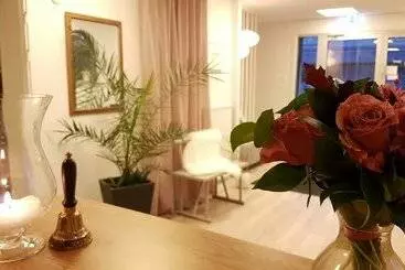 Smålandsstenar Hotell