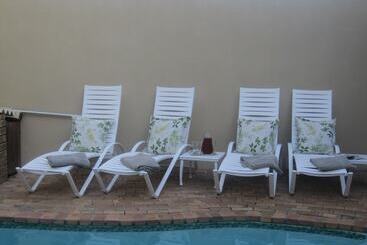 פנסיון Lu S Guest House