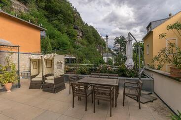 Pension (Hôtel basse catégorie) Albergo Toscana