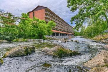 هتل Creekstone Inn