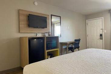 酒店 Days Inn By Wyndham Temple