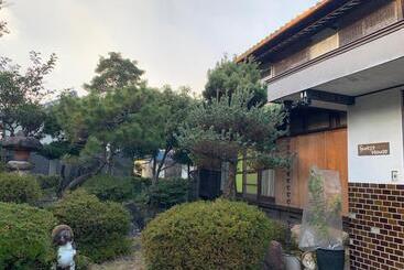 Pensió Guesthouse Hope