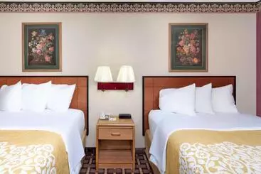 فندق Days Inn By Wyndham Lexington