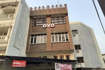 Hotel Angelyn Home Stay By Oyo Rooms