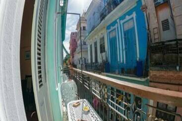 هتل Casa Margarita Y Roberto