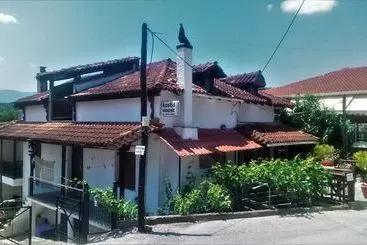 Majatalo Kostis Hause