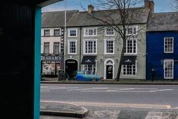 مبيت وإفطار Ralph S