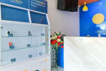 هتل Berlian International