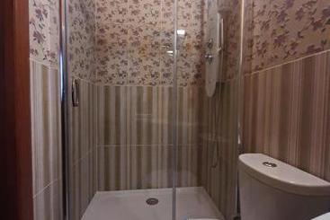 هتل Queen Of Opera