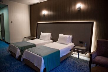 Khazar Palace Hotel & Restaurant