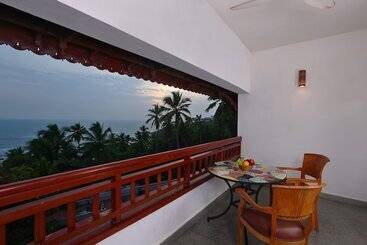 Bed and Breakfast Getaway Beach Resort Kovalam