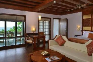 Bed and Breakfast Getaway Beach Resort Kovalam