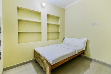 Hotell Spot On 39955 Annapurna Pinkcity