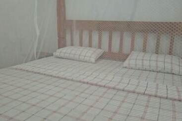 هتل آپارتمان Vosteen Home Holidays