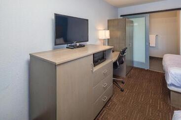 فندق Silicon Valley Inn