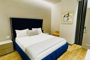 בית מלון כפרי City Center