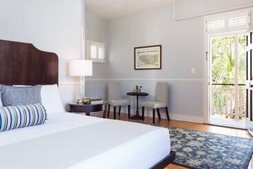 Bed and Breakfast Elliott House Inn