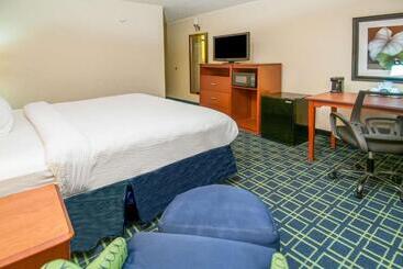 Otel Quality Inn & Suites