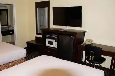 בית מלון כפרי Regency Inn Pittsburg