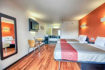 Motel 6 Columbus, Oh West