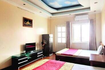 فندق Pho Hien Star