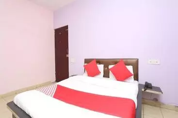 Hotel Landmark 2 Power House By Oyo Rooms