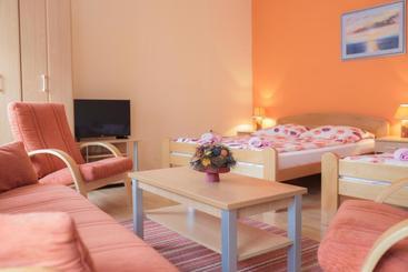 پانسیون Pansion Palace