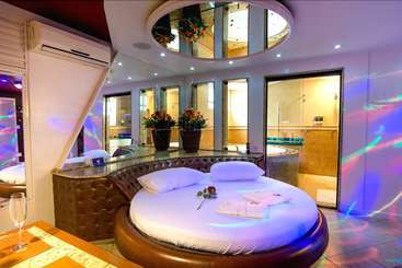 A2 Motel  Adults Only