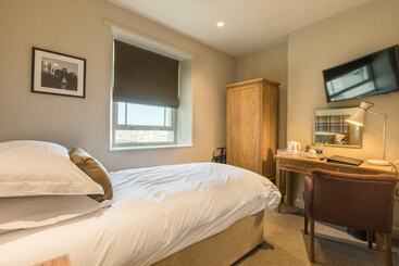 مبيت وإفطار The George