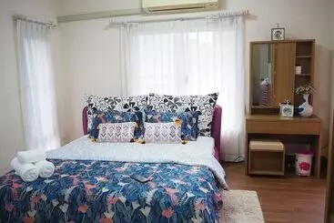 Pensionat Baantai Homestay