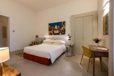 خانه Palazzo San Lazzaro   Jacuzzi Rooms & Suites Lecce Selection