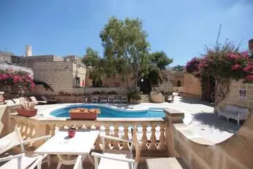 پانسیون Satori Gozo Centre