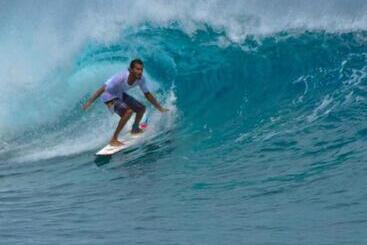 پانسیون String Wave Maldives