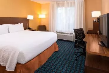 هتل Fairfield Inn Orlando Airport