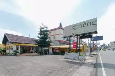 Hotel Oyo 1996 Koneng