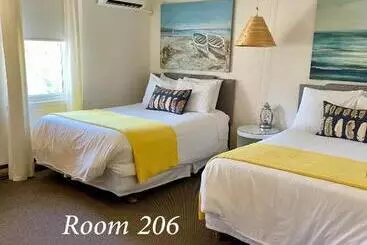Hotelli Paradise Inn On The Beach